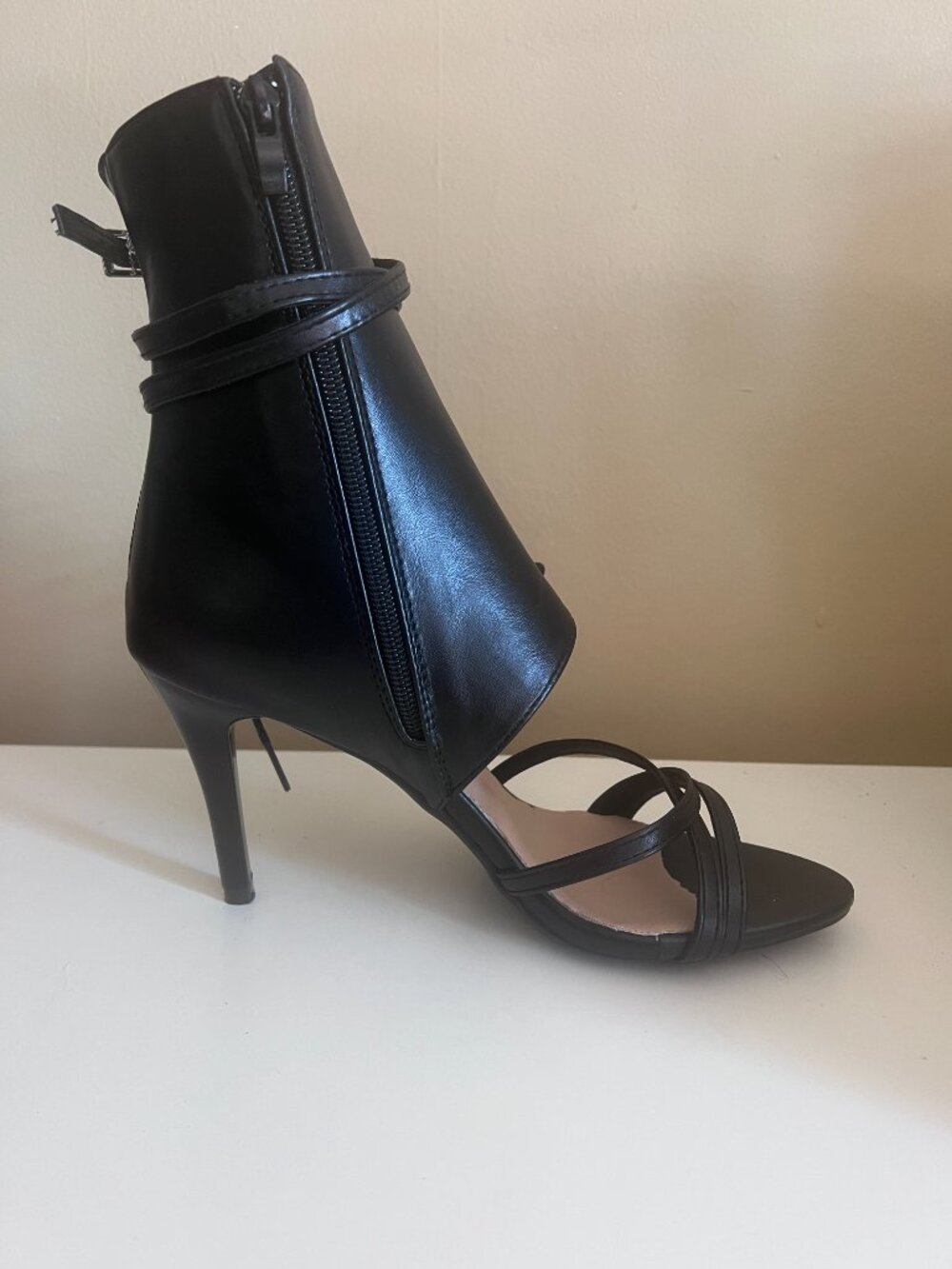 Fierce Strappy Black Leather Look Lace-Up Stilettos - 8.5 - Picture 7 of 10